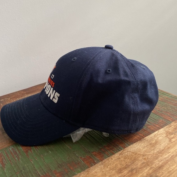 Houston Astros World Series Champions 2017 Adjustable Hat - Picture 2 of 8